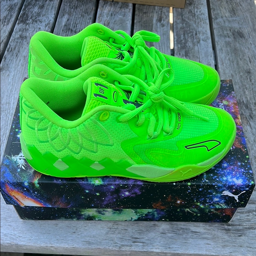 Puma Kids Neon Green Sneakers